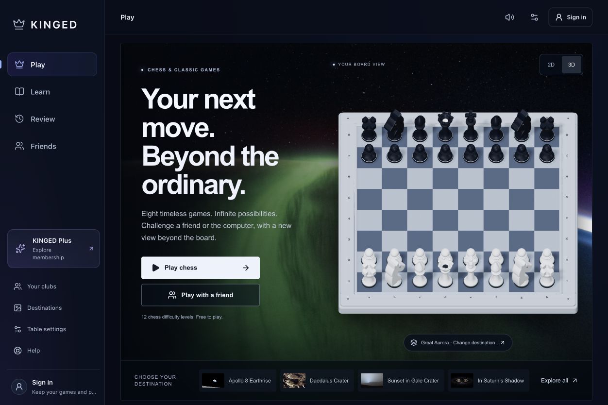 Kinged website showing a chess board